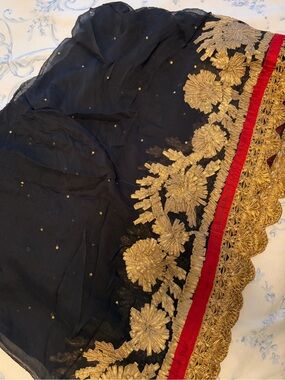 Embroidered Black chunni and anarkali set